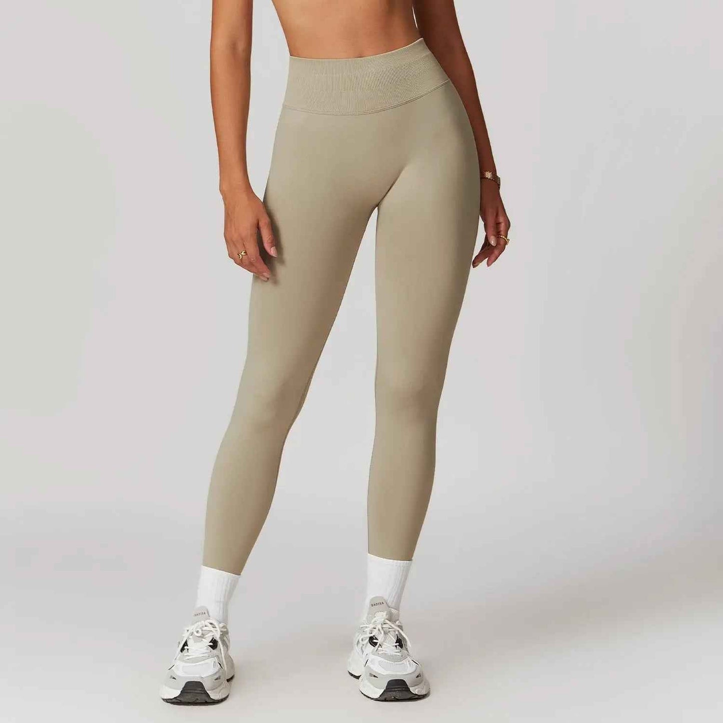 Seamless Peach Leggings for Ultimate Comfort and Style - Leggings Co